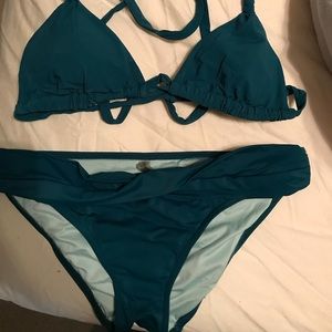 Victoria’s Secret bikini